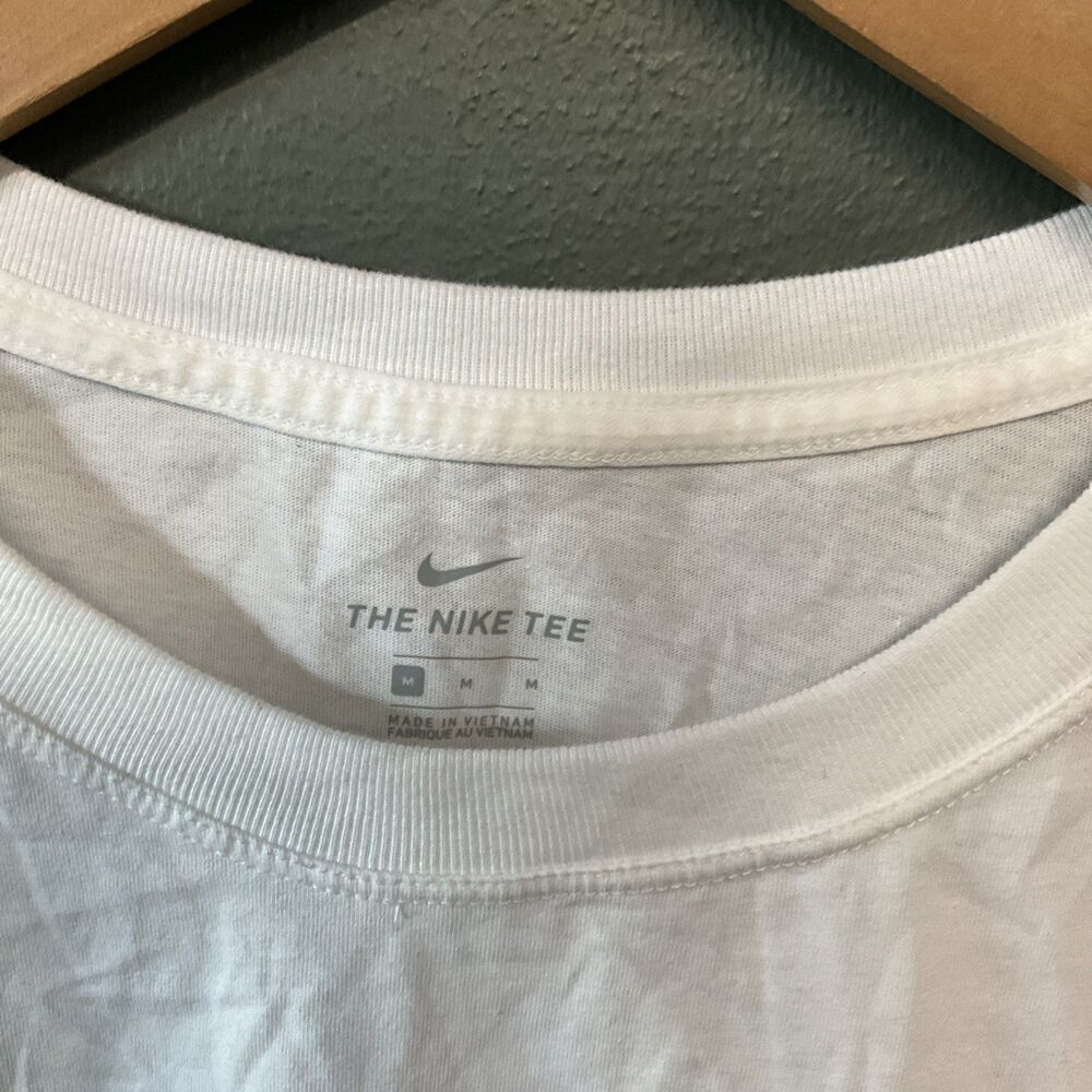 Nike Women's Cropped Top T-Shirt Short Sleeve Crewneck M Loose Fit White - Picture 2 of 4